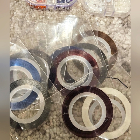 Nail Kit 💅 - Picture 5 of 13